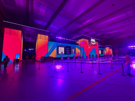 AWS SUMMIT